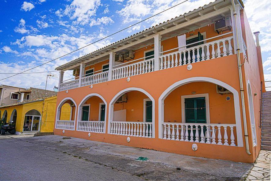Aris Seaside Issos Beach Agios Georgios  Exterior photo