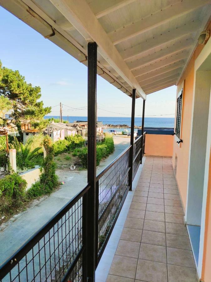 Aris Seaside Issos Beach Agios Georgios  Exterior photo